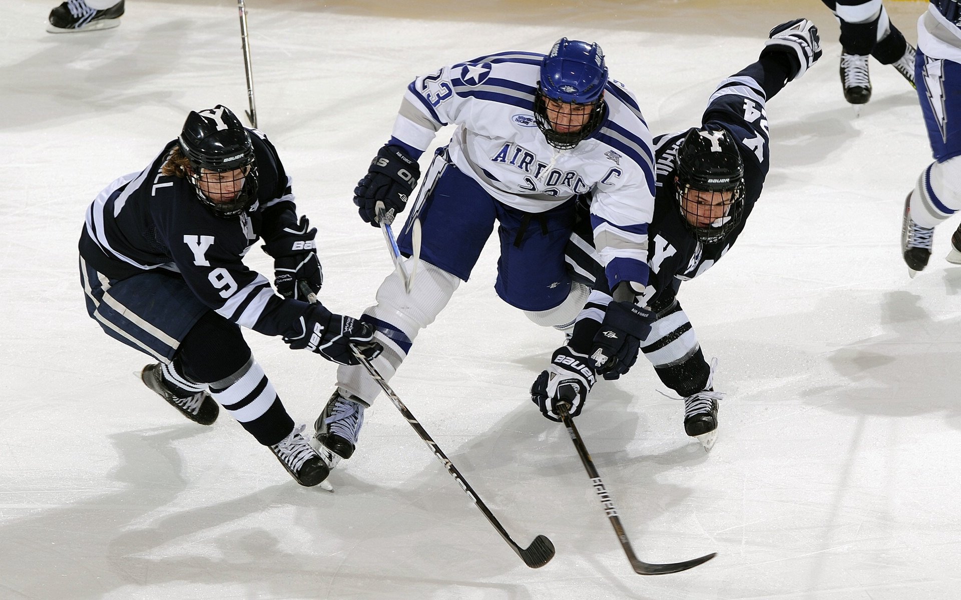 国际赛陈年经典比赛回顾展重燃球迷记忆，国际大赛进球纪录
